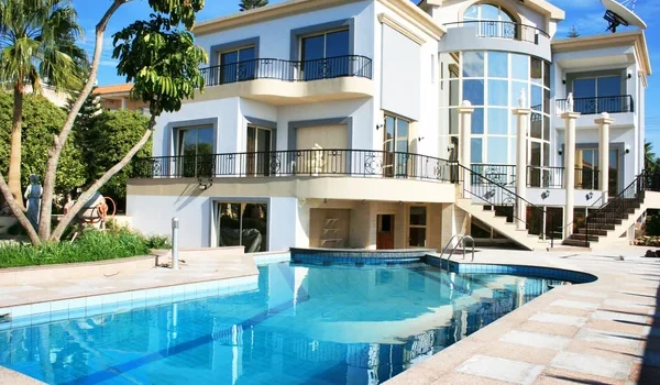 villa.628533ab7aa0f1ed4884